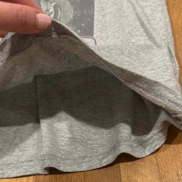 *last chance* AC/DC Gray Graphic T-Shirt - Picture 9 of 13